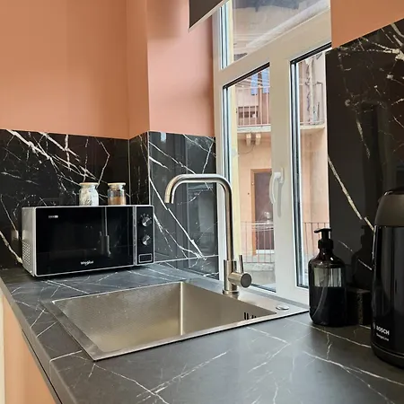 нове! Miamo лисенка 11 아파트 리비프