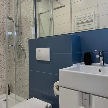 아파트 нове! Miamo лисенка 11 리비프