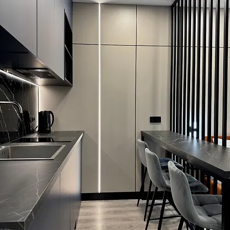 Apartment нове! Miamo лисенка 11 *